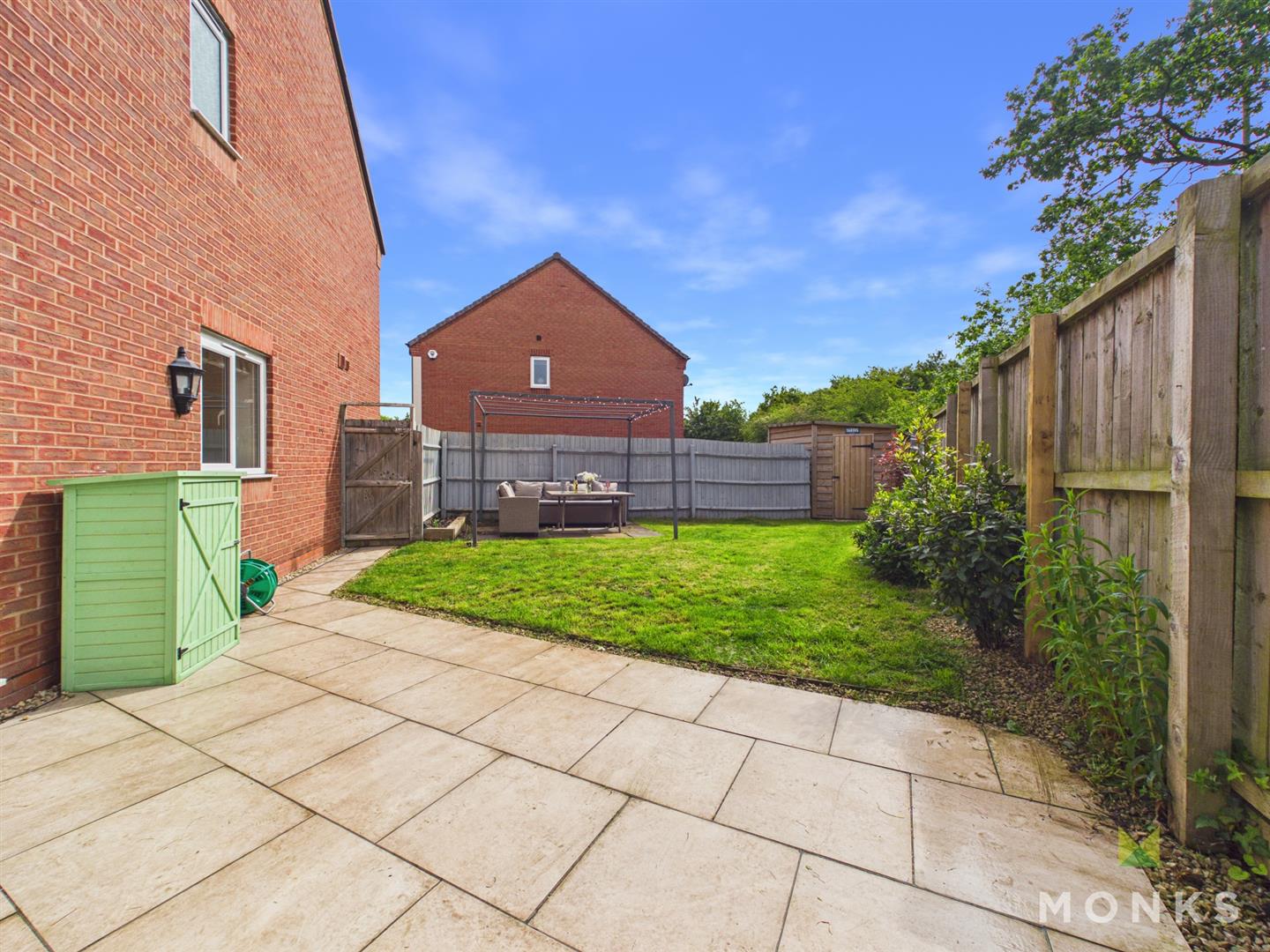 28 Holgate Drive, Shrewsbury, SY1 4TD For Sale